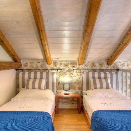 Korona Boutique Hotel Итилон Экстерьер фото