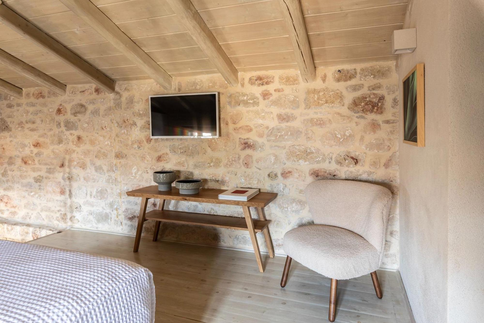Korona Boutique Hotel Итилон Экстерьер фото
