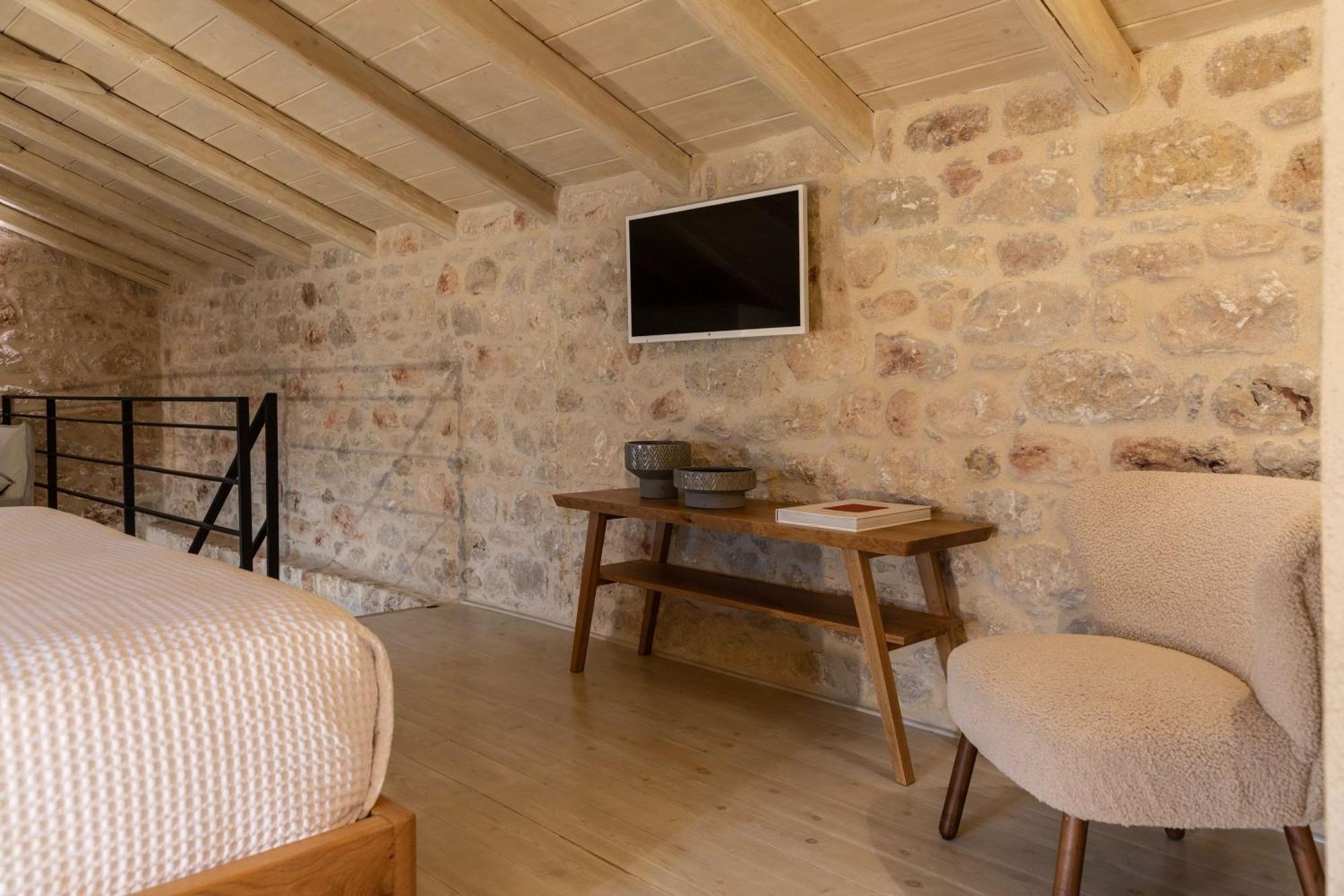 Korona Boutique Hotel Итилон Экстерьер фото