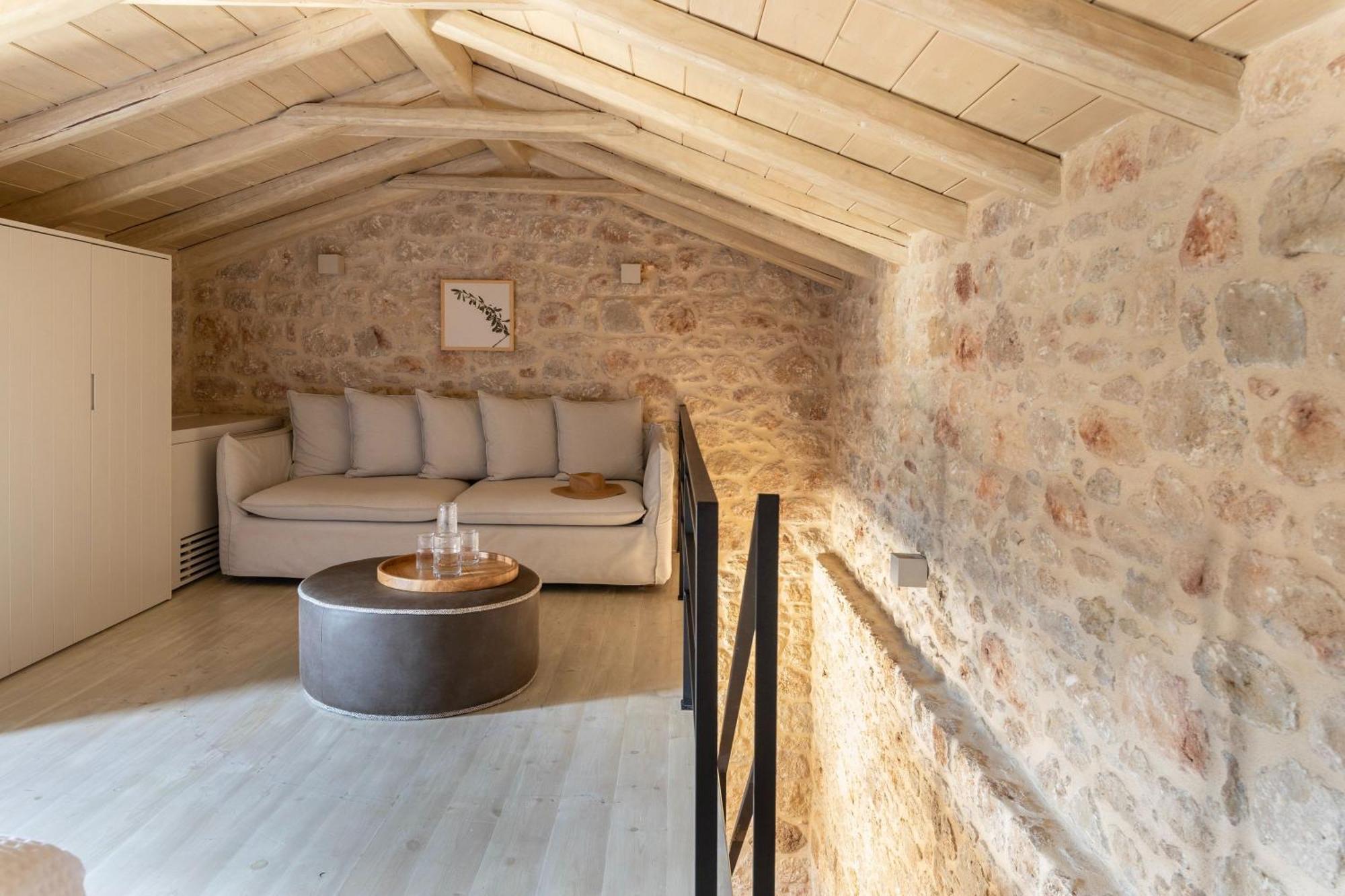 Korona Boutique Hotel Итилон Экстерьер фото