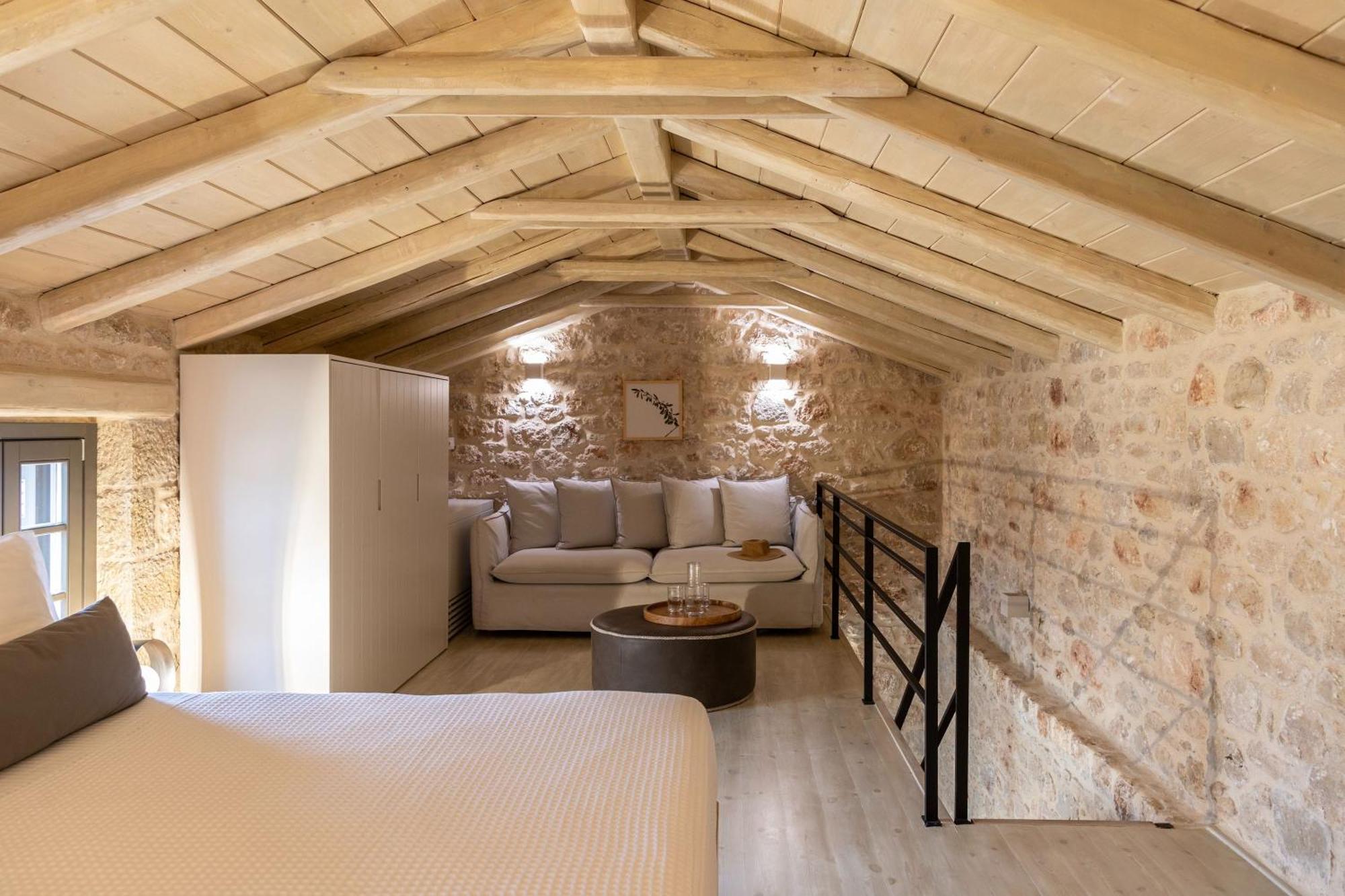Korona Boutique Hotel Итилон Экстерьер фото