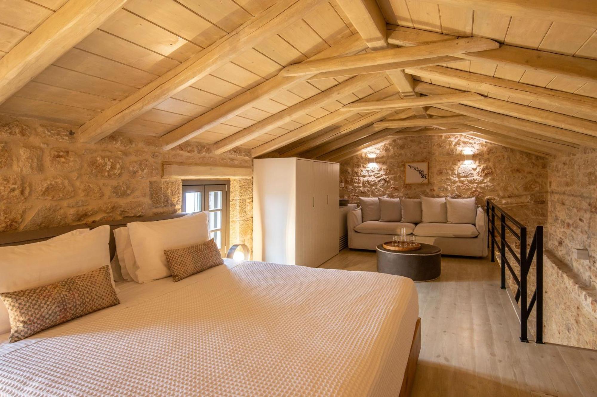 Korona Boutique Hotel Итилон Экстерьер фото